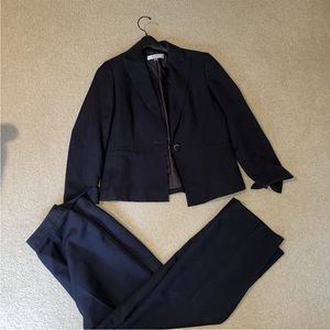 Kasper 2 Piece Black Pant Suit Women’s Size 10 + pink polka dot tank size 12